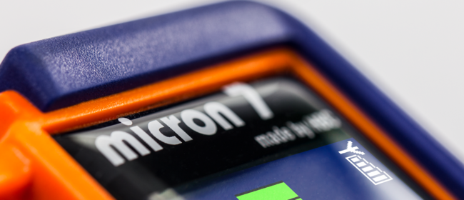 micron 7 Le puissant émetteur à touches avec écran couleur.