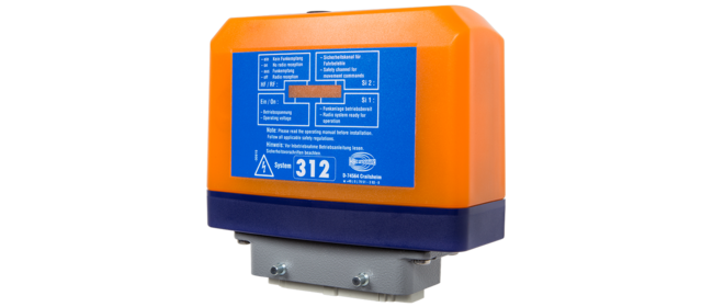 FSE 312 Technologie radio personnalisée pour grues industrielles standard.